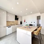 Апартаменты Amazing View With Pool By Homing *