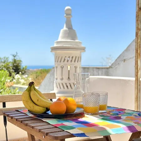 Amazing View With Pool By Homing Daire *