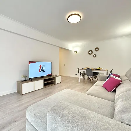 Apartment Amazing View With Pool By Homing *