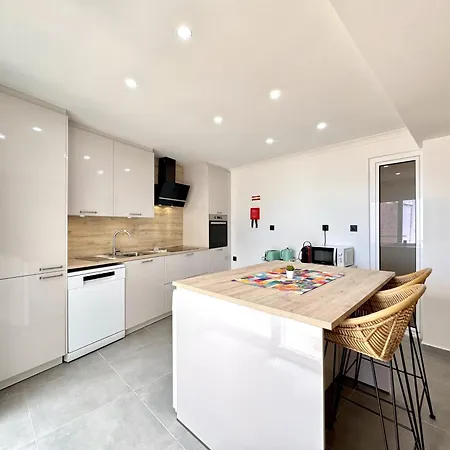 דירה Amazing View With Pool By Homing *