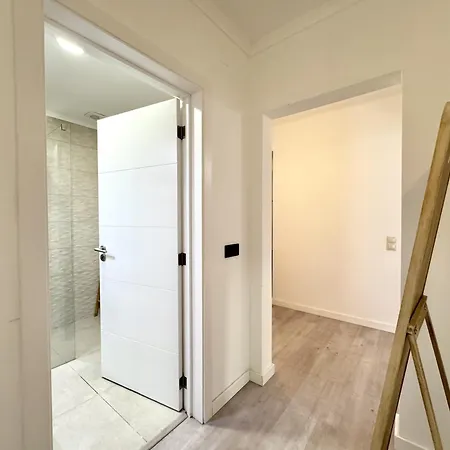 Amazing View With Pool By Homing